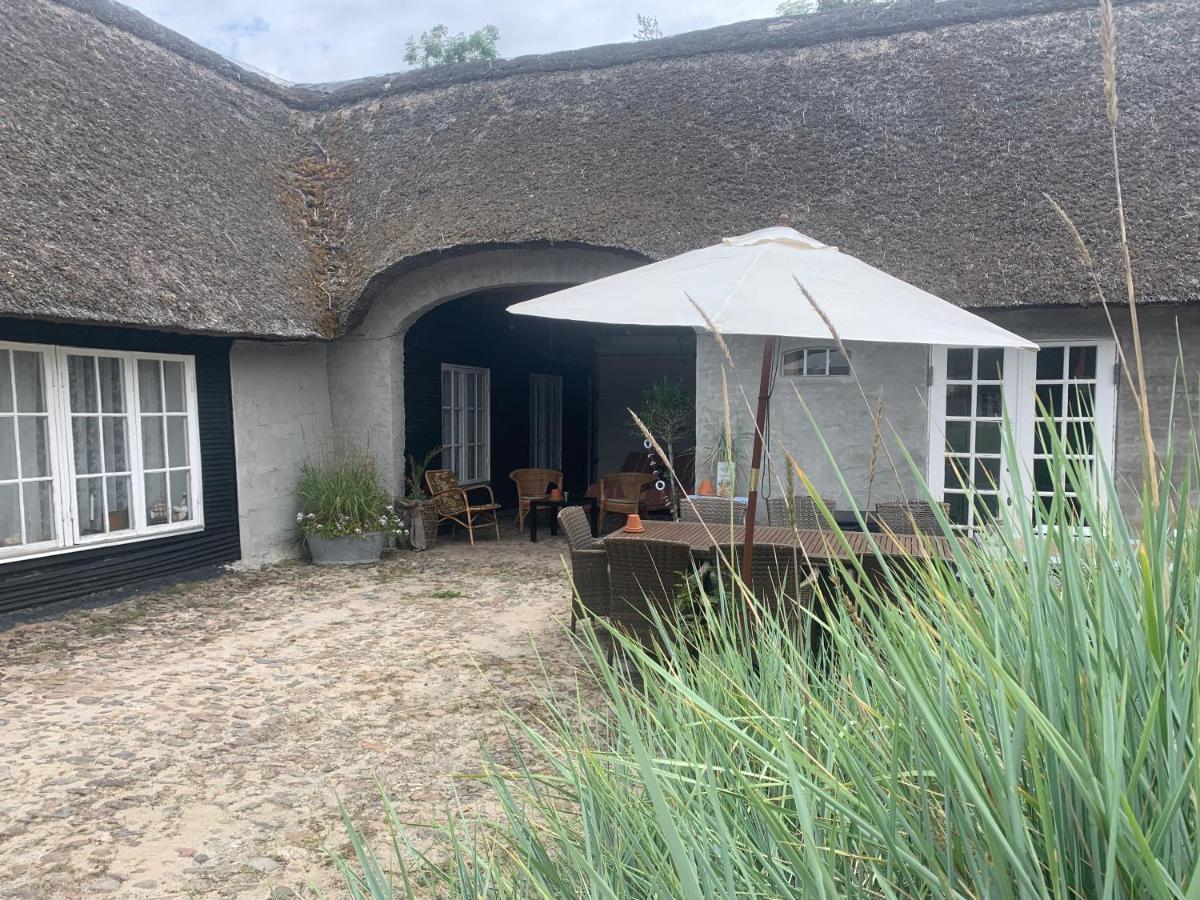 Farm61 Badehotellet I Det Midtjydske - Alder +18 Ar Tjele Luaran gambar