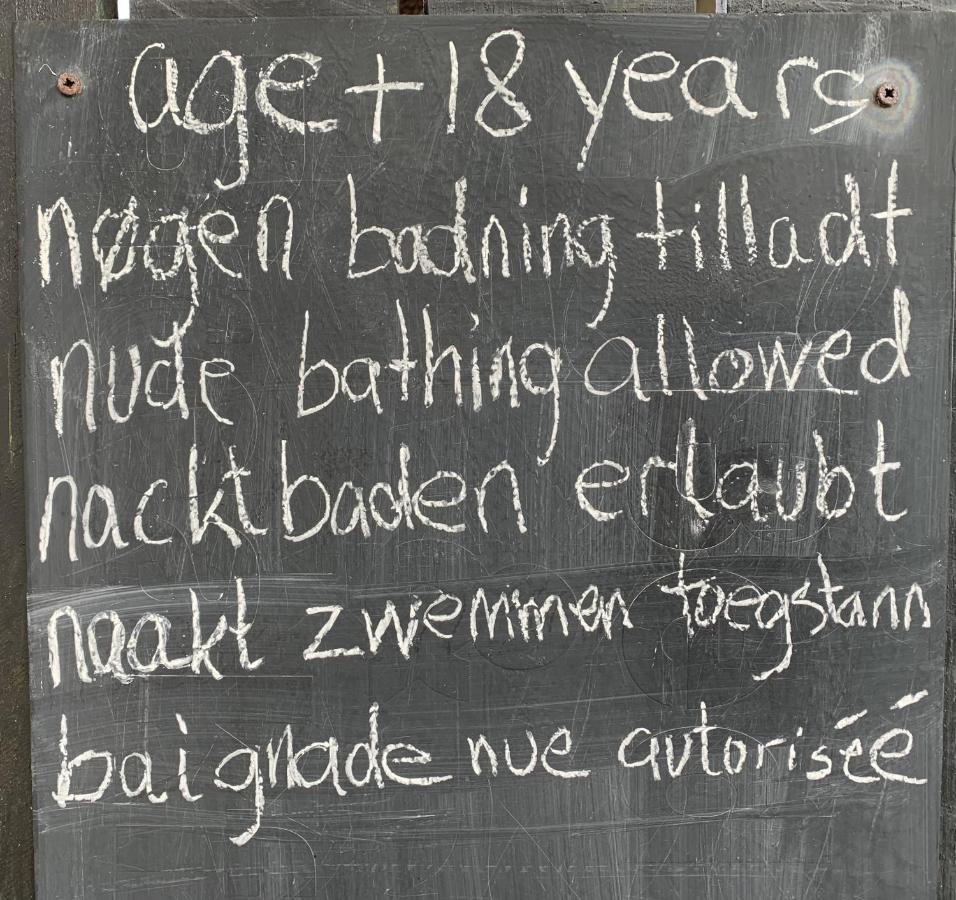 Farm61 Badehotellet I Det Midtjydske - Alder +18 Ar Tjele Luaran gambar